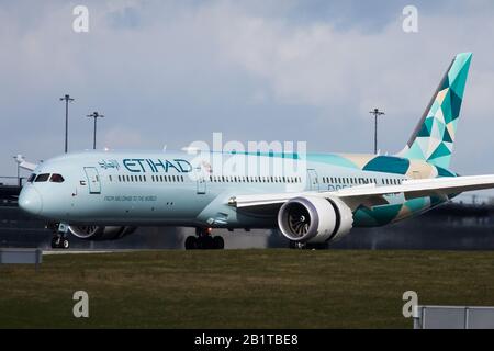 A6-BMH Etihad Airways Boeing 787-10 Dreamliner Foto Stock