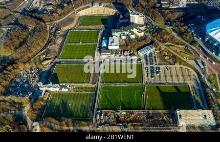 Foto aerea, Schalker Feld, National League Stadium, Premier League, sala di calcio, campi di allenamento accanto alla Veltins-Arena, Schalke 04, al fo Foto Stock