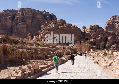 Turisti A Petra - Giordania Foto Stock