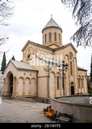 Vista Sulla Chiesa Di Kashveti Di San Giorgio Su Shota Rustaveli Avenue, Tbilisi Foto Stock