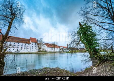 Straubing | Stadt | Gäuboden | Schloßbrücke | Herzogschloß | Donau | Niederbayern | Agnes-Bernauer Foto Stock