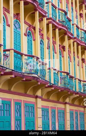 Edificio coloniale in Rua de Joao de Almeida, Macau, Cina Foto Stock