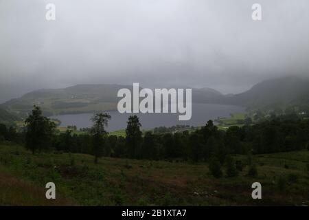 Bella natura Norvegia paesaggio naturale durante una giornata piovosa Foto Stock