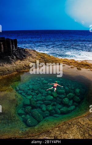 piscina naturale a caleta de fuste, fuerteventura. Foto Stock