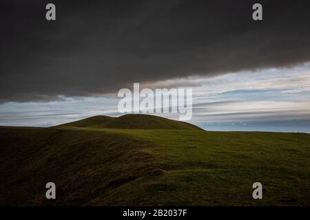 Barrow Bronze Age Bowl su Windover Hill sul South Downs, East Sussex, Regno Unito Foto Stock