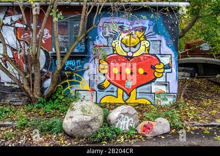 Edificio colorato in Freetown Christiania, una comunità hippie e comune stabilito da squatters a Copenhagen, Danimarca Foto Stock