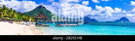 Le migliori spiagge dell'isola di Maurizius - Flic en Flac con grandi località e attività sportive acquatiche Foto Stock