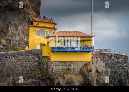 Restaurante ´Sol Poente`, Ponta do Sol, Madeira, Portogallo Foto Stock