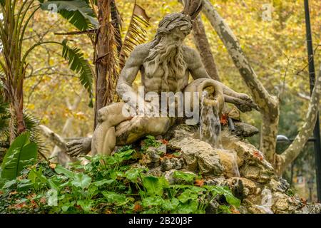 Brunnen, Avenida da Liberdade, Lisbona, Portogallo Foto Stock