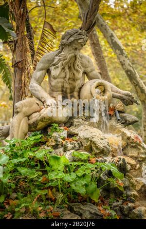 Brunnen, Avenida da Liberdade, Lisbona, Portogallo Foto Stock