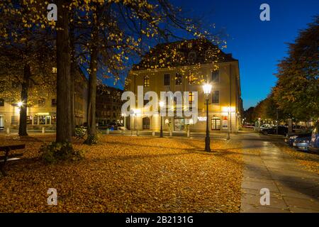 Hotel Buelow Palais a Koenigstrasse, tiro al crepuscolo, Dresda, Sassonia, Germania Foto Stock