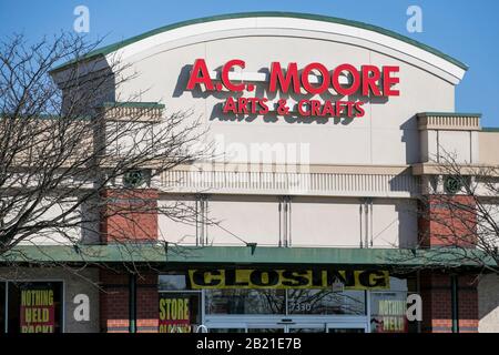 Segnaletica "Store Closing" all'esterno di un A.C. Punto vendita al dettaglio di Moore a Frederick, Maryland, il 21 febbraio 2020. Foto Stock