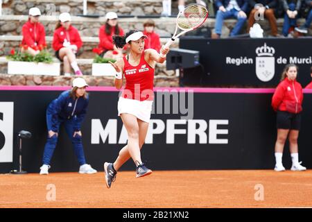 Cartagena, Spagna. 7th Feb, 2020. Misaki Doi (JPN) Tennis : Misaki Doi of Japan durante i singoli 2nd match contro Carla Suarez di Spagna sulla ITF Fed Cup di BNP Paribas Qualificatori per finale al Centro de Tenis la Manga Club di Cartagena, Spagna . Credito: Mutsu Kawamori/Aflo/Alamy Live News Foto Stock