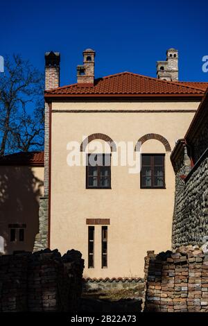 Famoso monumento medievale georgiano Akhali o nuovo monastero di Shuamta nella regione di kakheti nella Georgia orientale, nel Caucaso, in Europa Foto Stock