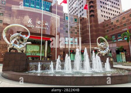 Il centro commerciale Ngee Ann City, il principale outlet Cartier, su Orchard Road, Singapore, Asia Foto Stock