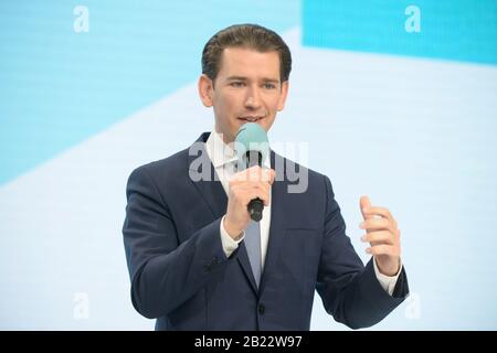 Vienna, Austria. Febbraio 29th Feb, 2020. 36th Partito Nazionale Ordinario della ÖVP Vienna (Partito popolare austriaco di Vienna) a METAStadt di Vienna. FPicture mostra il cancelliere Sebastian Kurz. Credit: Franz PERC / Alamy Live News Foto Stock