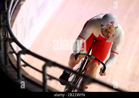 Mateusz Rudyk in azione in Polonia durante lo Sprint maschile durante il quarto giorno dei Campionati mondiali di ciclismo su pista UCI 2020 a Velodrom, Berlino. Foto Stock