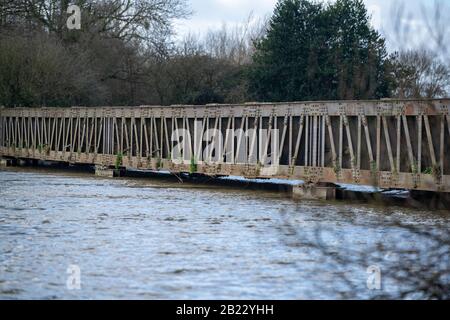 La campagna allagata vicino al villaggio di Melverley, Shropshire dopo il fiume Severn scoppiò le sue banche causando la peggiore inondazione di thew per 20 anni Foto Stock