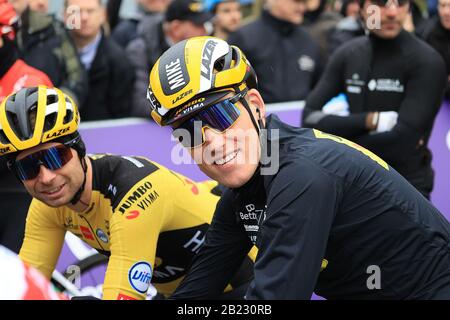 Nove, Belgio. 29th Feb, 2020. Nove, 29-02-2020, ciclismo, omloop het nieuwsblad, Mike Teunissen, prima dell'inizio di Omloop Het Nieuwsblad Credit: Pro Shots/Alamy Live News Foto Stock