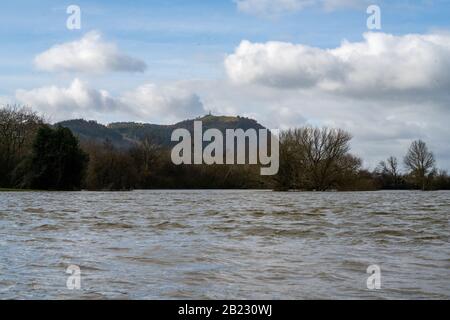 La campagna allagata vicino al villaggio di Melverley, Shropshire dopo il fiume Severn scoppiò le sue banche causando la peggiore inondazione di thew per 20 anni Foto Stock