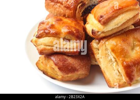 Biscotti di pasta sfoglia con ripieno di formaggio fresco Foto Stock