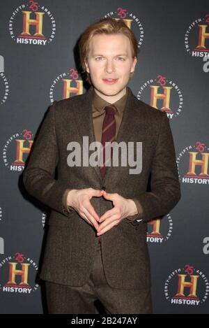 New York, NY, Stati Uniti. 29th Feb, 2020. Ronan Farrow a e Networks HISTORYTalks a Carnegie Hall a New York il 29 febbraio 2020. Credit: Erik Nielsen/Media Punch/Alamy Live News Foto Stock