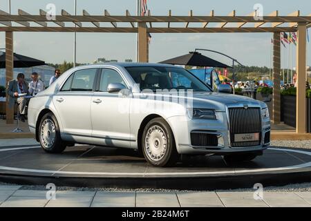 30 Agosto 2019. Zhukovsky, Russia. Auto esecutiva russa Aurus Senat all'International Aviation and Space Salon MAKS 2019. Foto Stock