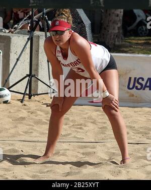 22 febbraio 2020 - il Cardinale di Stanford Sunny Villapando n. 3 durante una partita lo Stanford Cardinal e l'UCLA Bruins a Queen's Beach Waikiki a Honolulu, HI - Michael Sullivan/CSM Foto Stock