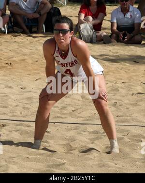 22 febbraio 2020 - Stanford Cardinal Shannon Richardson n. 4 durante una partita lo Stanford Cardinal e UCLA Bruins a Queen's Beach Waikiki a Honolulu, HI - Michael Sullivan/CSM Foto Stock