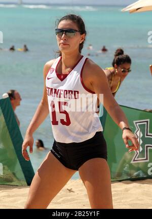 22 febbraio 2020 - Stanford Cardinal Zeena Khazendar n. 15 durante una partita lo Stanford Cardinal e l'UCLA Bruins a Queen's Beach Waikiki a Honolulu, HI - Michael Sullivan/CSM Foto Stock