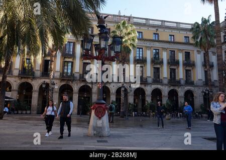 La Plaça Reial, Barcellona, Spagna Foto Stock