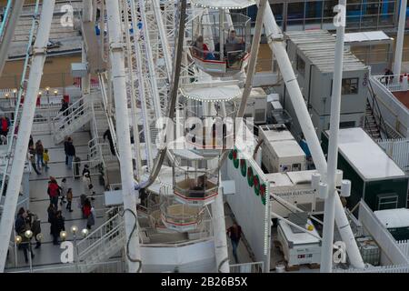 Fairground Rides, Centenary Square, Birmingham, Inghilterra Foto Stock