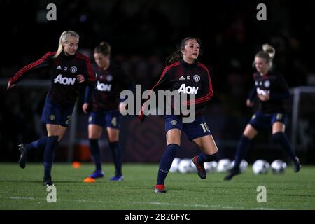 Katie Zelem di Manchester Utd si riscalda durante l'Arsenal Women vs Manchester United Women, fa WSL Continental Tires Cup Calcio a Meadow Park su 7th Fe Foto Stock