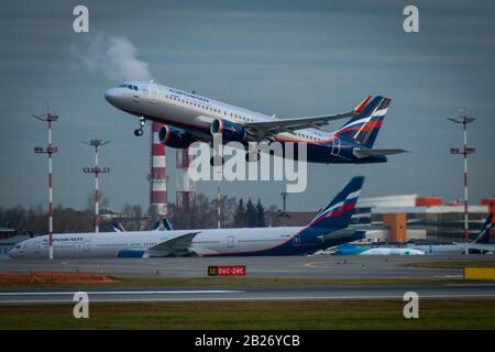 29 Ottobre 2019, Mosca, Russia. Aereo Aeroflot - Russian Airlines all'aeroporto Sheremetyevo di Mosca. Foto Stock