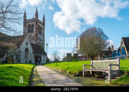 St Andrew's Church a Farnham, Surrey, Regno Unito - febbraio 2020 Foto Stock