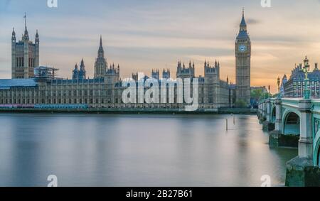 Bella vista di Westminister a Londra Regno Unito. Foto Stock