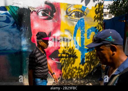 Variopinto Street art nel Barrio Getsemaní, Cartagena, Colombia Foto Stock