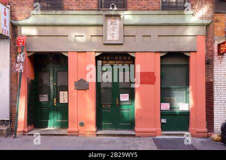 Prima chiesa Battista cinese, 21 Pell St, New York, NYC storefront foto di un sito storico associato con suffragista cinese Dr. Mabel Ping Hua Lee. Foto Stock