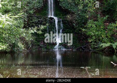 Cascata Di Tillingbourne ( Luoghi Segreti ) Foto Stock