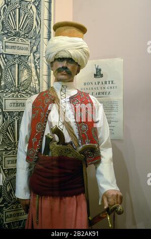 Mammluk Soldier in costume tradizionale Musée de l'Empéri, o Emperi Military Museum, Salon-de-Provence Provenza Francia Foto Stock