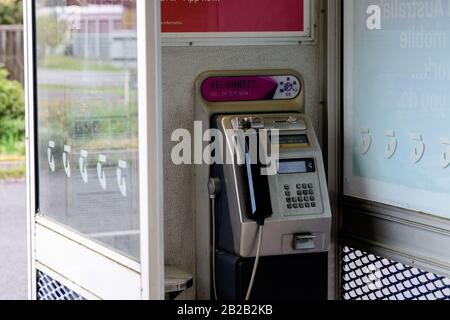 PhoneBox con Wi-Fi point nella città australiana Foto Stock