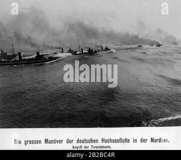 Rappresentazione delle grandi manovre della flotta d'alto mare tedesca. Mostra un attacco delle barche tedesche siluro nel Mare del Nord. Foto Stock