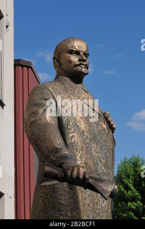 Leninstatue, Zapf-Umzuege, Brommystrasse, Kreuzberg di Berlino, Deutschland Foto Stock