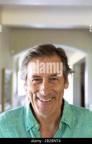 Famiglia di trascorrere del tempo insieme a casa Foto Stock