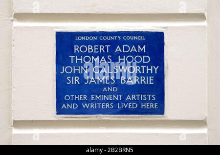 Londra, Inghilterra, Regno Unito. Targa Commemorativa Blu A 1-3 Robert Street, Adelphi, Westminster, Wc2. "Robert Adam, Thomas Hood, John Galsworthy, Sir James Foto Stock