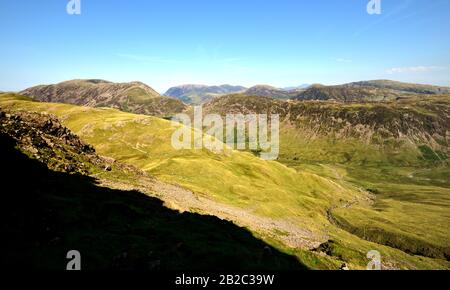 I sentieri dalla valle di Ennerdale al pilastro via Looking Stead Foto Stock