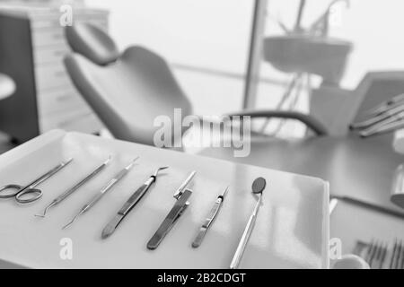 Ambulatorio dentale e strumenti dentali Foto Stock