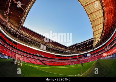 Una vista generale dello Stadio di Wembley durante la 3rd partita della Coppa del fa tra Tottenham Hotspur contro Wimbledon allo stadio di Wembley, Londra Inghilterra, il 07 J. Foto Stock