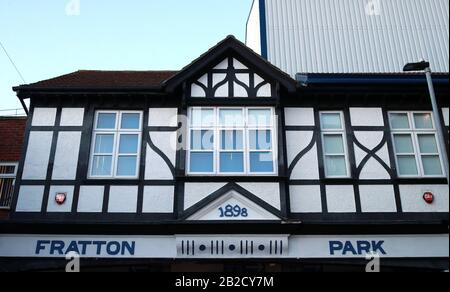 Una vista generale di Fratton Park prima della partita di quinta partita della fa Cup tra Portsmouth e l'Arsenal. Foto Stock