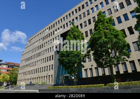 Deutsche Rentenversicherung, Knobelsdorffstrasse e ancora, Westend, Charlottenburg di Berlino, Deutschland Foto Stock